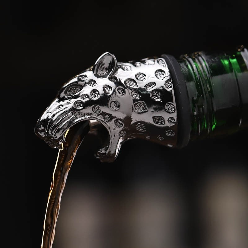 Animal Head Wine Bottle Pourer & Stopper | Leopard, Elephant & Antelope | Gold & Silver | Zinc Alloy Bar Accessory