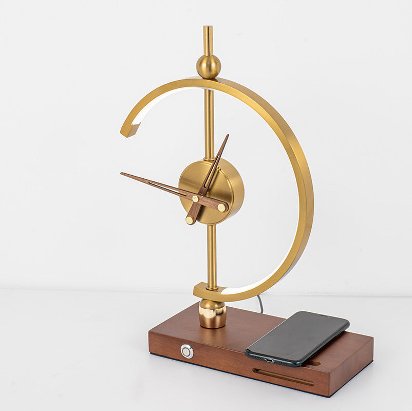 Smart charging desk lamp