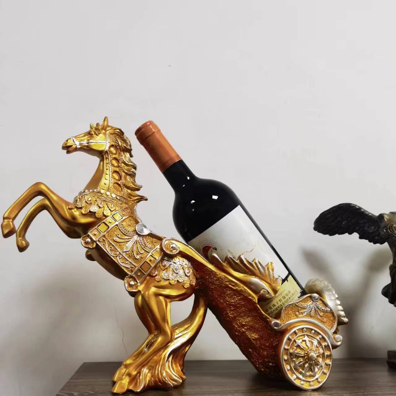 Sun Lake Supply European Horse Carriage Wine Rack Wine Cabinet Decoration