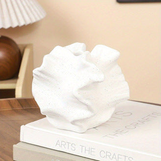 Sun Lake Supply Sculptural Resin Flower Vase Modern Organic Decorative Vase for Home Decor
