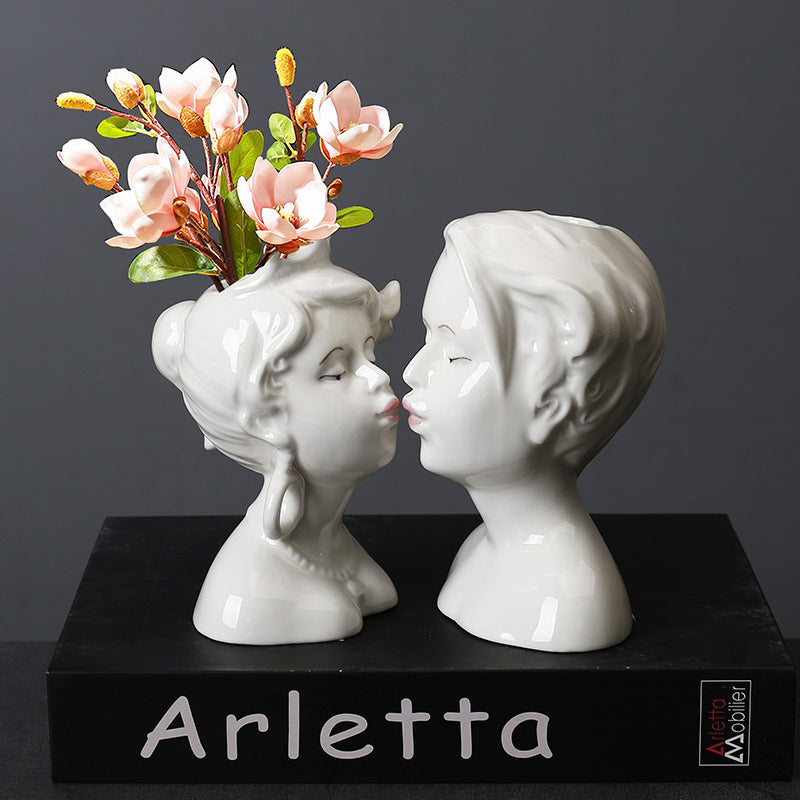 Kissing Face Ceramic Vase – Modern Sculptural Planter in Male & Female Designs