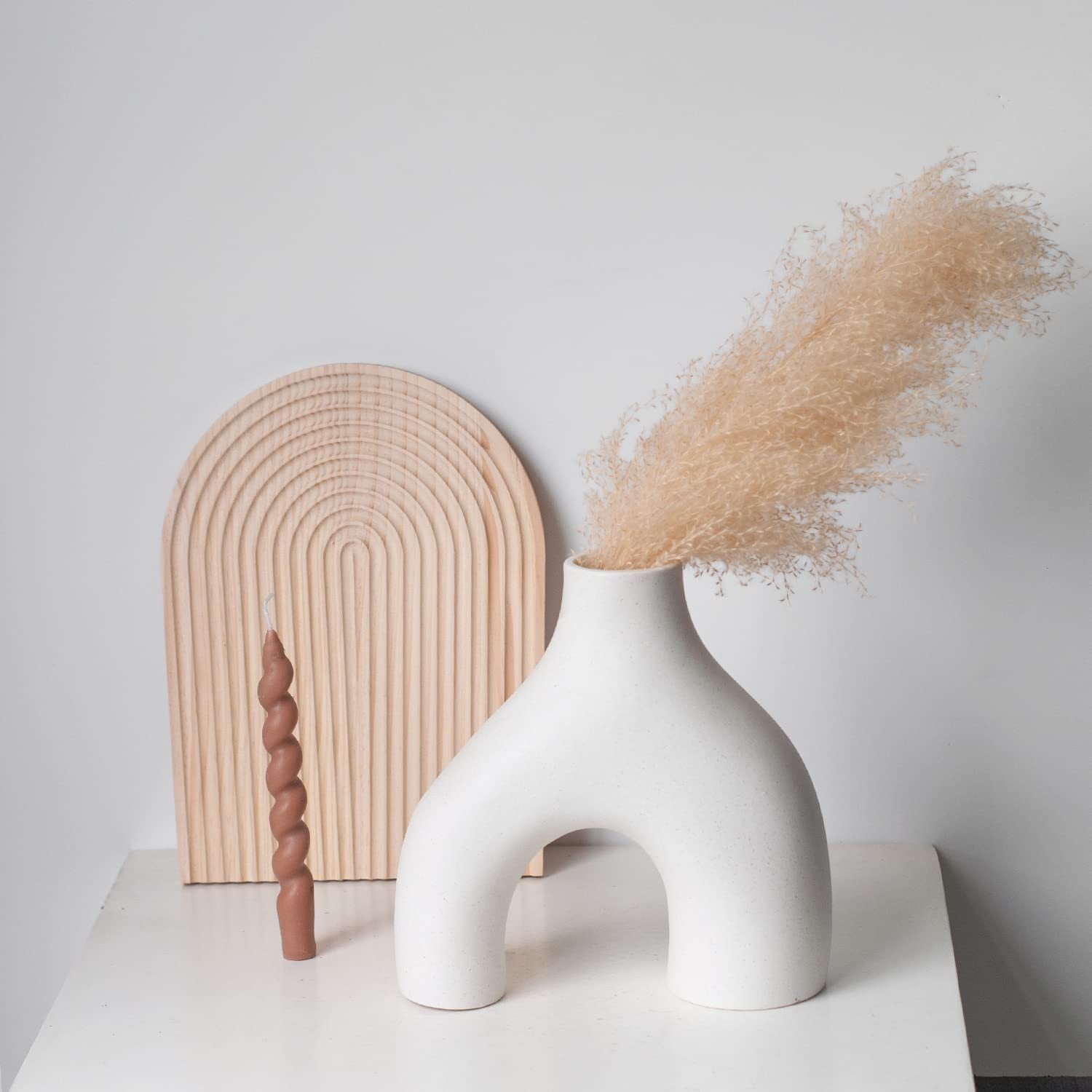 Abstract Arch Ceramic Vase – Modern Sculptural Flower Vase for Minimalist Home Decor