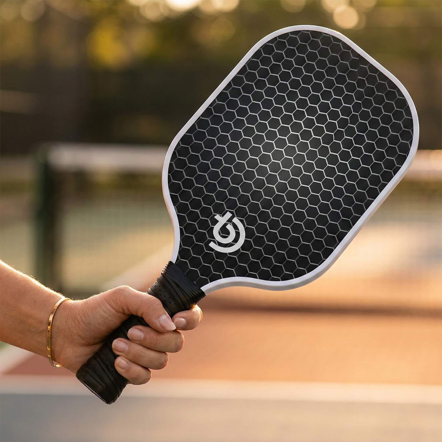 Complete Pickleball Paddle Set – 2 Lightweight Fiberglass Paddles with Honeycomb Core, 4 Outdoor Balls, Trainer & Carry Bag Bundle