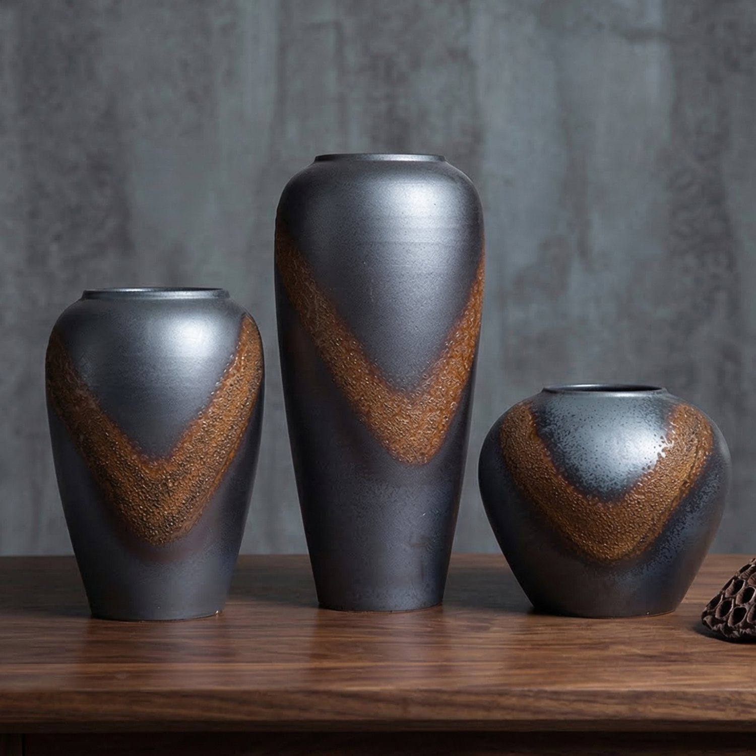 Handcrafted Jingdezhen Ceramic Vase – Artisan Charcoal Pottery with Mineral Glaze (3 Sizes)
