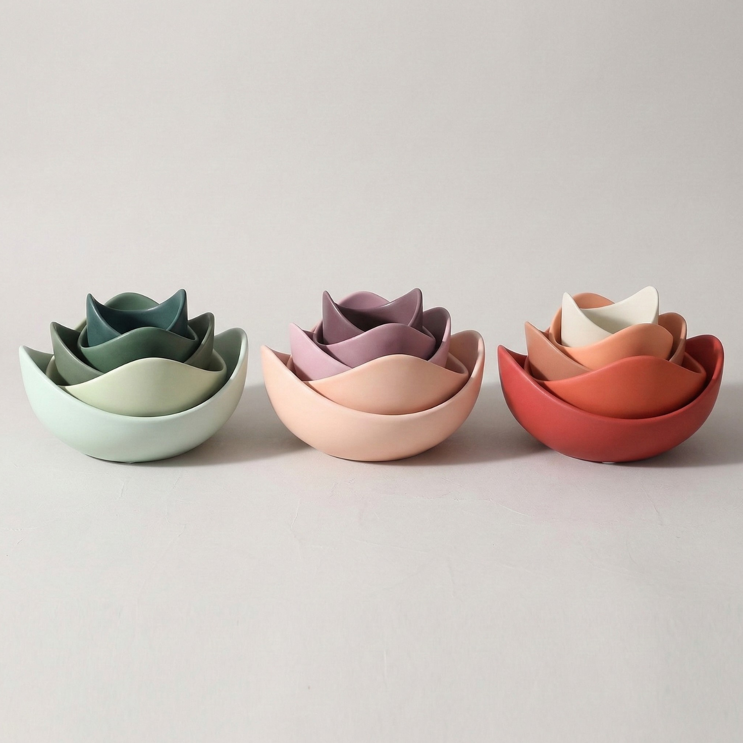 Lotus Stacking Bowl Set – 5 Piece Japanese Style Ceramic Serving Bowls (Morandi Colors)