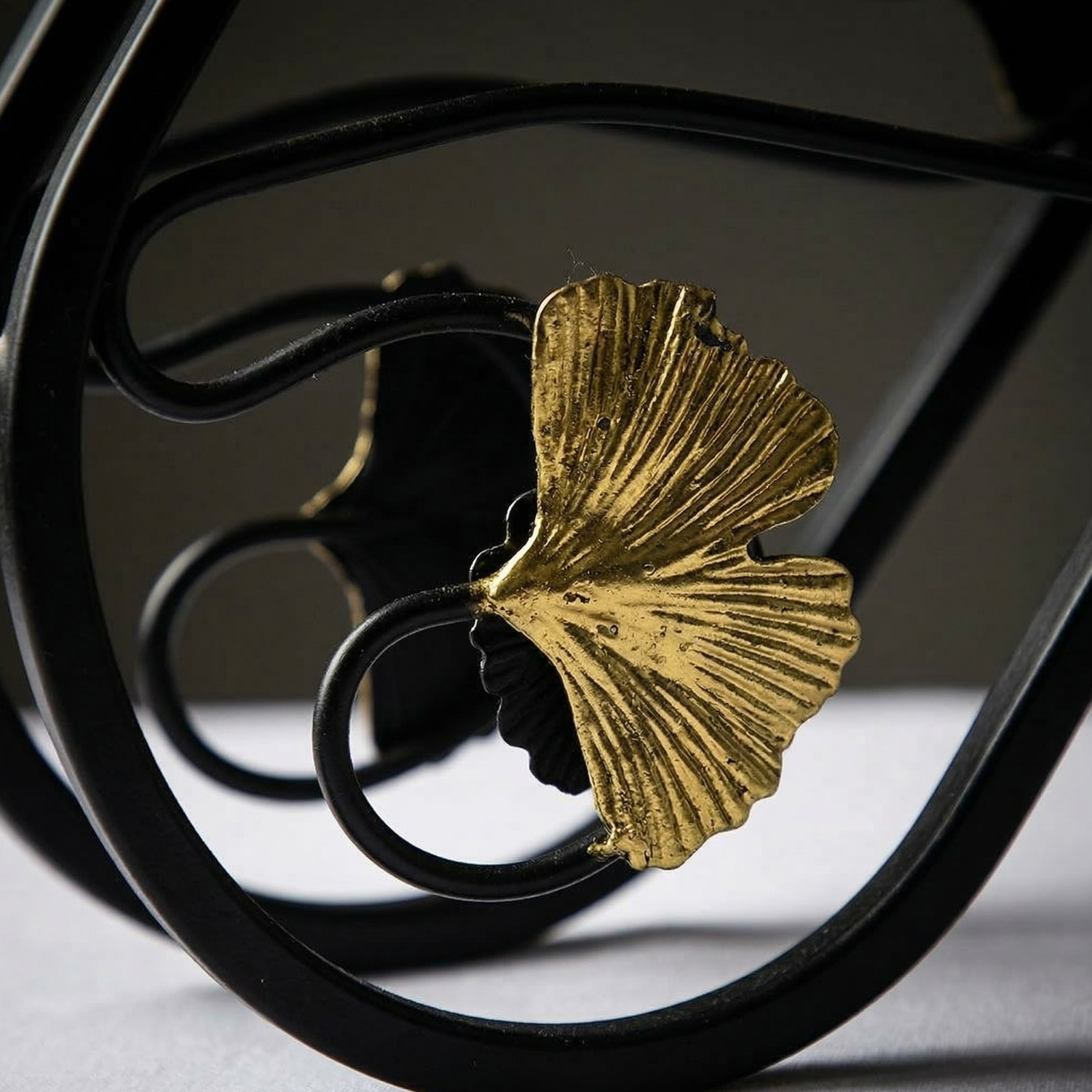 Swan Wine Rack Holder | Decorative Iron Bottle Stand | Bronze & Black | Elegant Home Bar Décor