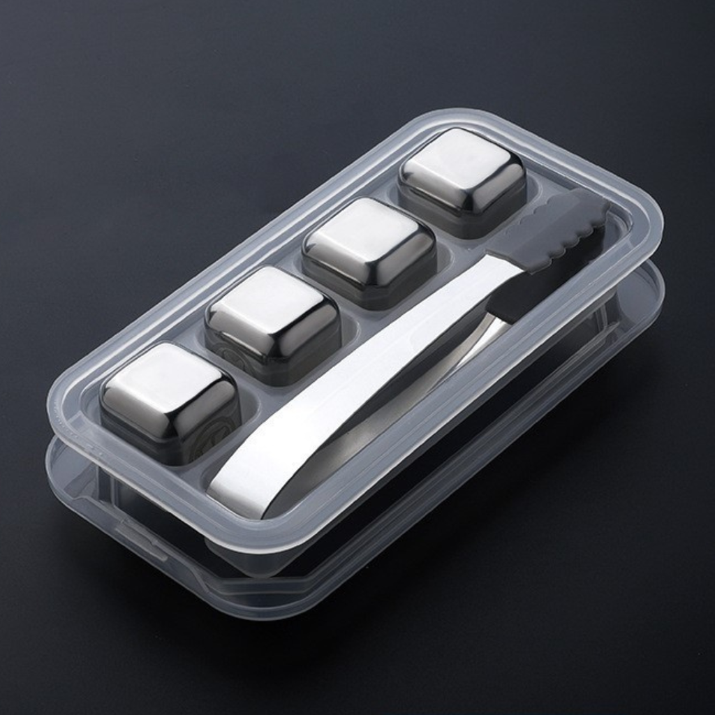 Titanium ice cubes 4-pack with tongs in a clear tray