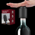 Vacuum wine stopper with date tracker, black pump top and stopper body