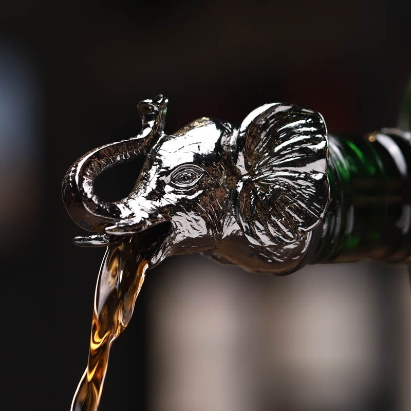 Elephant pourer stopper, silver animal-head spout with large ears for wine bottles