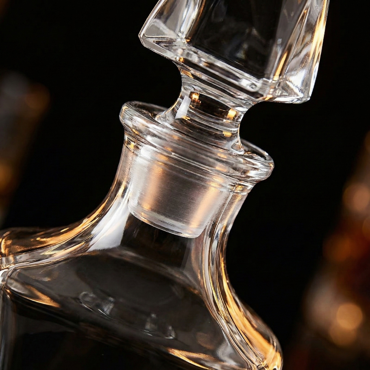Crystal Whiskey Decanter with Stopper – 750ml Lead-Free Modern Liquor Bottle (Axis Tilt)